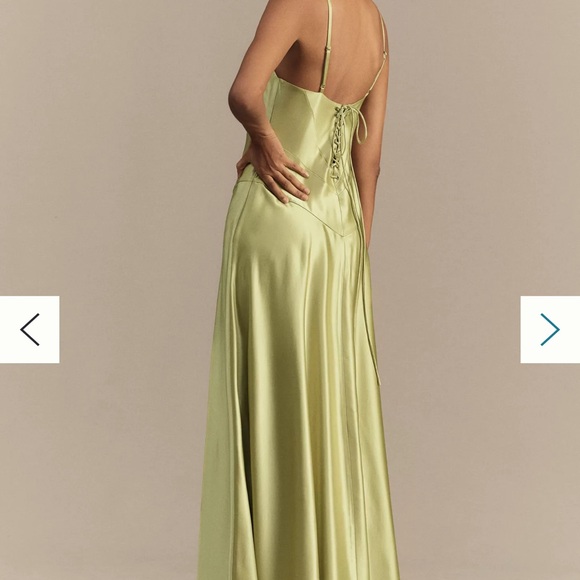 Elegant Green Maxi Dress - Picture 2 of 7